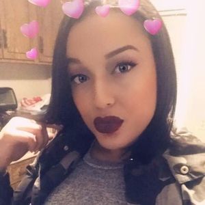 Meet your Posher, Delis